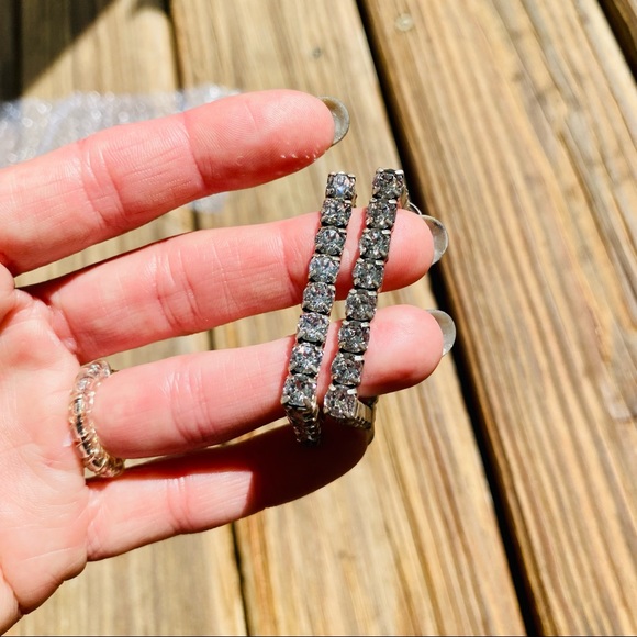 DANNIJO Archer Silverplated & Swarovski Crystal Hoop Earrings NWT - Picture 17 of 17